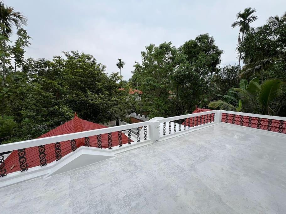 Willa Kalarikkal House Kochi Zewnętrze zdjęcie